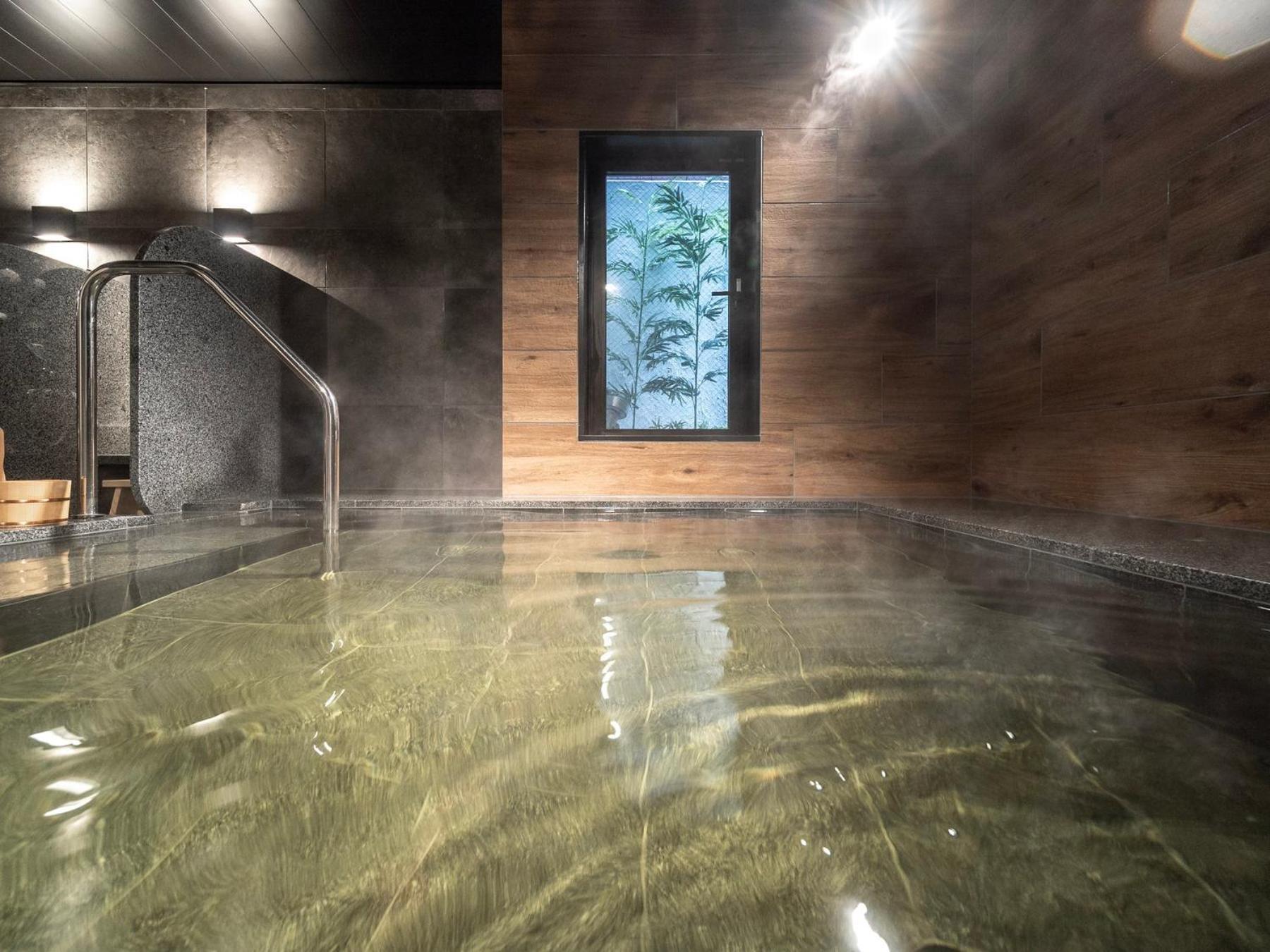 Super Hotel Premier Namba Shinsaibashi Natural Hot Spring Osaka Exterior foto
